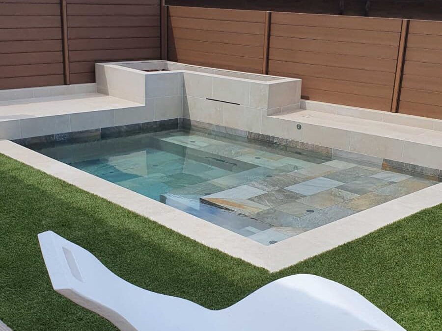 Piscina en La Roca del Vallès